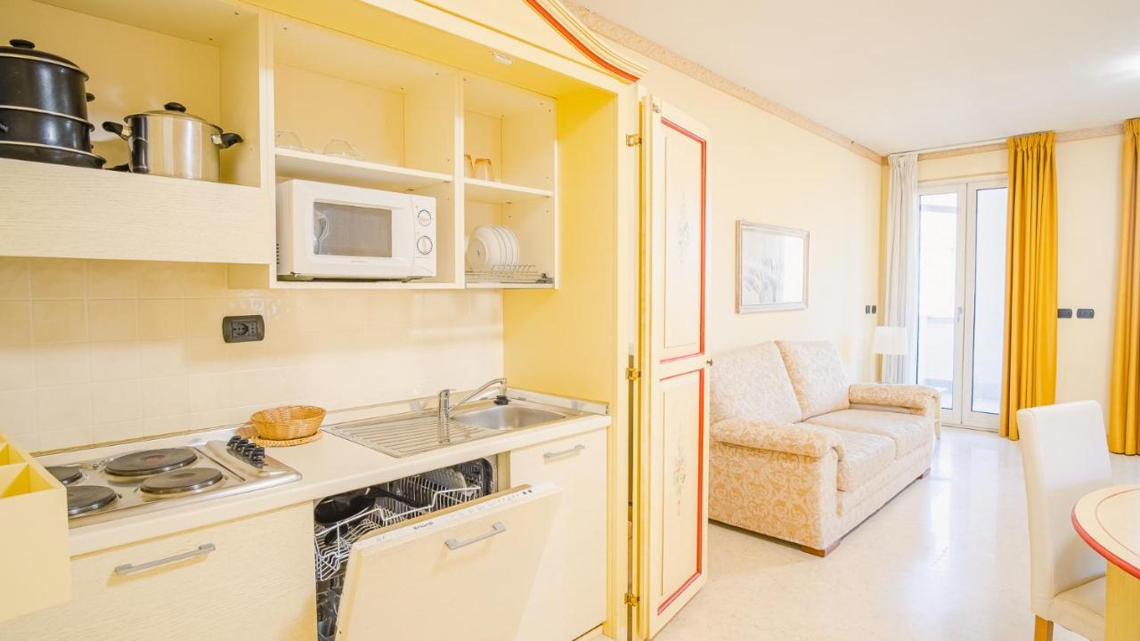 Relais Du Lac Village - Italian Homing Desenzano del Garda Kültér fotó